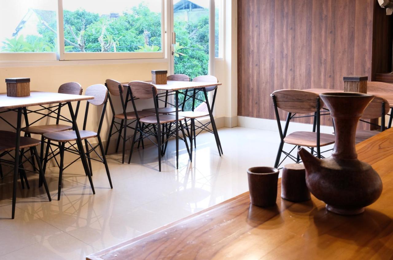Oyo 683 Jepun Guesthouse Mataram Ngoại thất bức ảnh